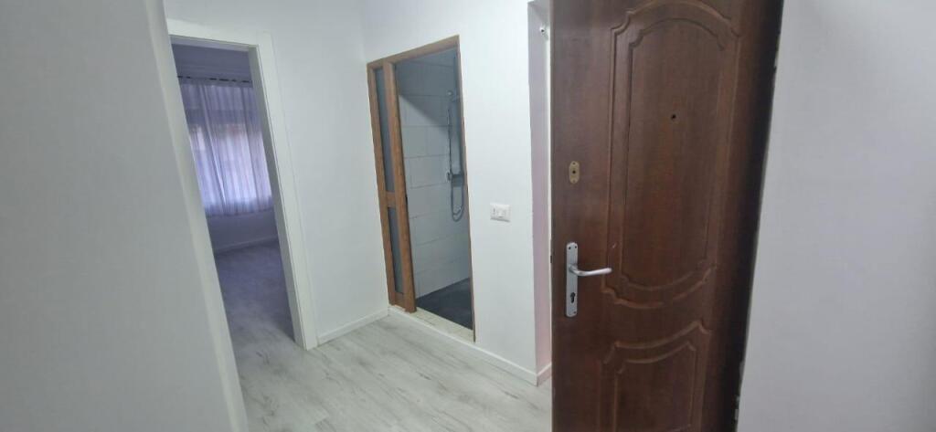 Apartament për qera - rruga Jordan Misja