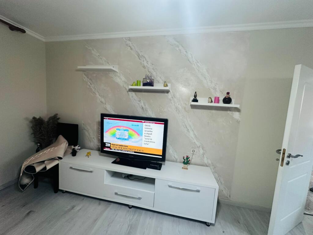 Apartment for rent 1+1 (adapted to 2+1) - Brryli