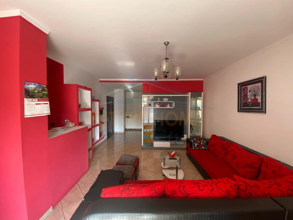 Affitto, Appartamento 2+1, Fresk, Tirana.
