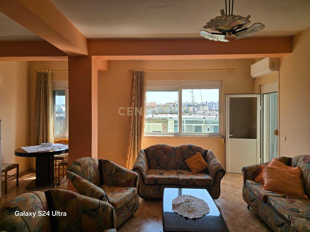 Apartment 3+1+2 with Garage for Rent in Durres !