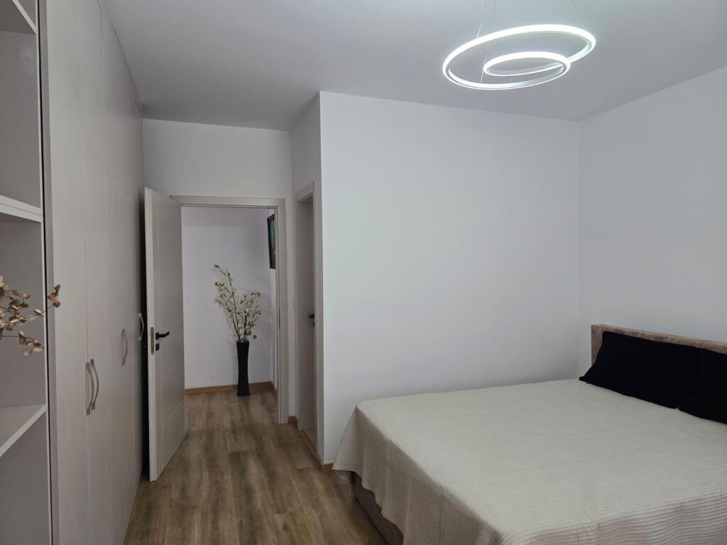 Qera ,apartament 2+1+2 ,Vasil shanto