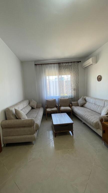 Apartament 1+1 me qera qender ne Tirane
