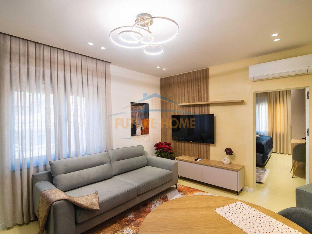 Affitto, Appartamento 1+1, Via Durazzo, Tirana