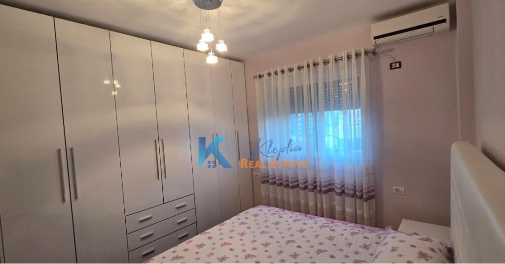 Apartment 1+1 for rent on Kavajes Street, behind the Globe center