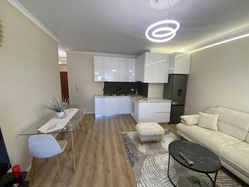 Apartment 1+1 for rent near the Train Station