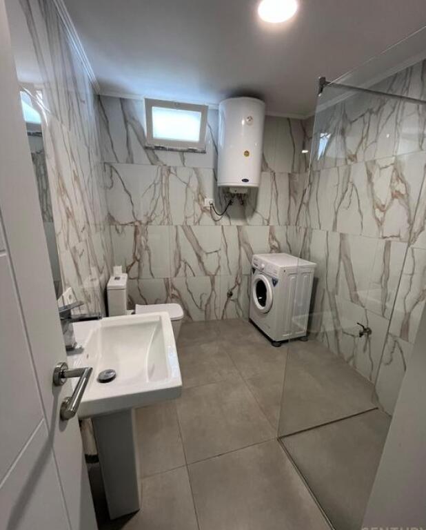 Apartament 1+1 me qira – Mbrapa Gjimnazit “Sami Frashëri”
