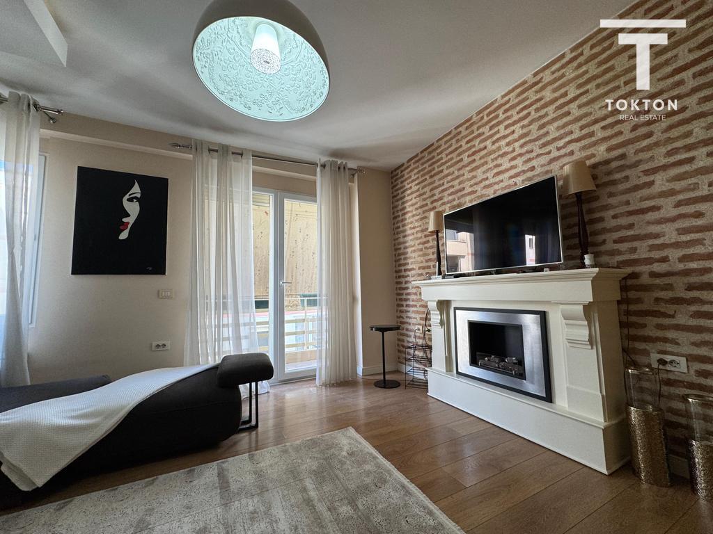 QIRA, APARTAMENT 2+1, BLLOKU I AMBASADAVE