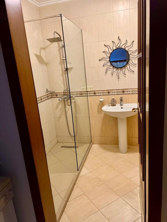 Jepet me Qira – Apartament 2+1