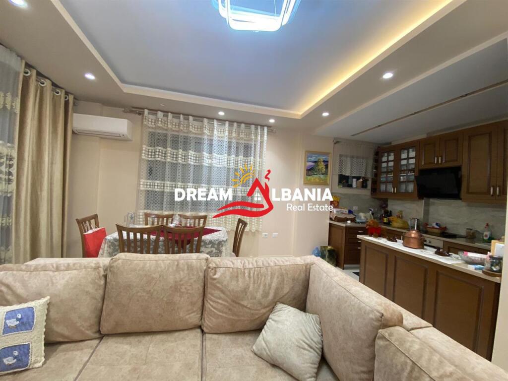 Appartamento moderno 2+1 in affitto a Fresk (ID 42214931)