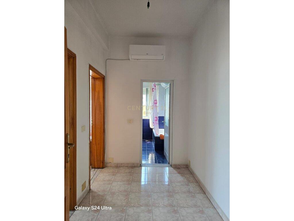 Apartment 3+1+2 with Garage for Rent in Durres !