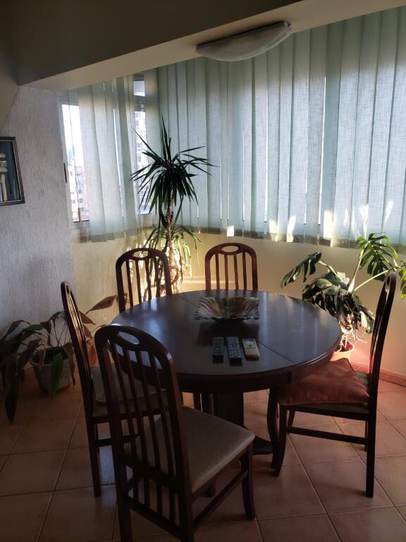 Jepet Me Qera Apartament 2+1+2 Ballkone