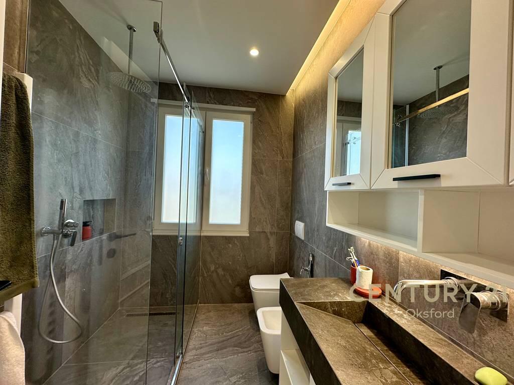 Esclusivo! Duplex moderno in affitto vicino al Lago Secco!