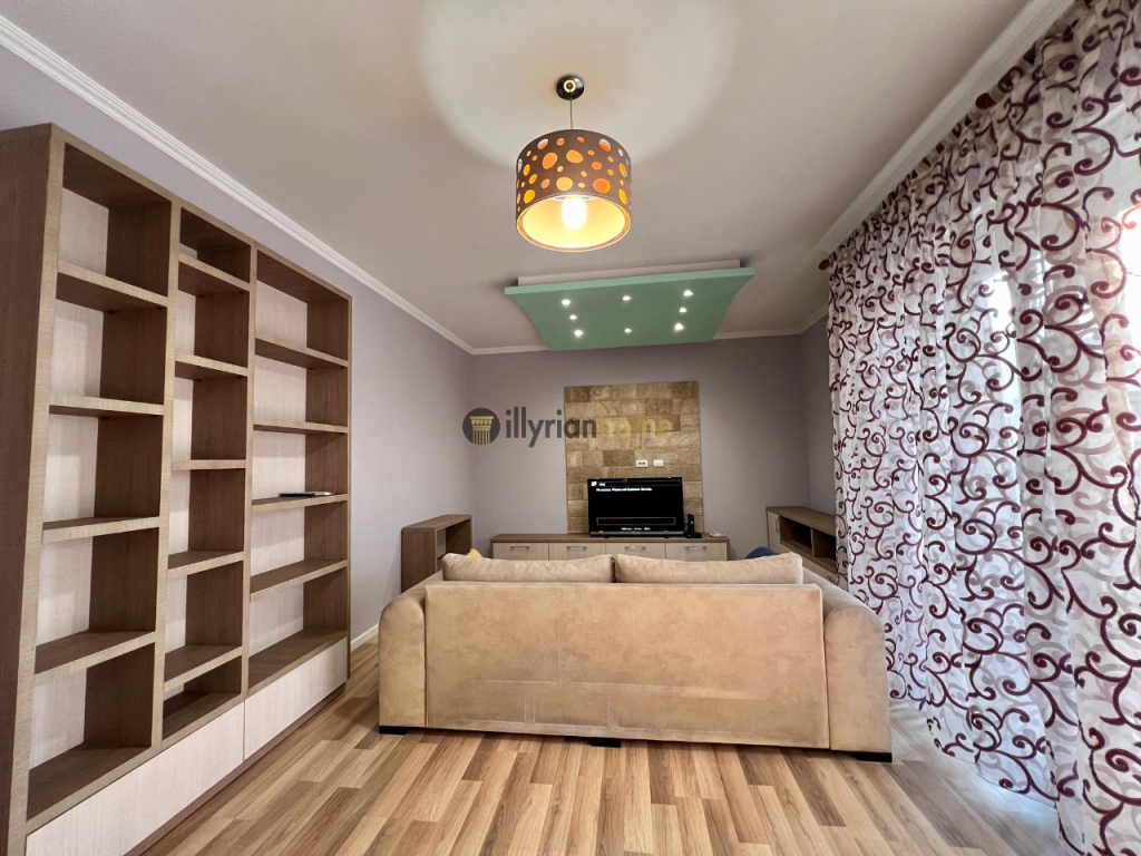Appartamento 1+1 in affitto, "Pazari i Ri", Tirana