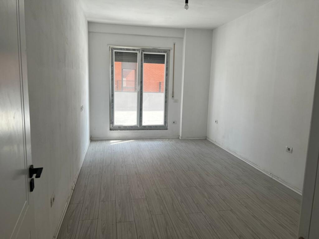 Kamez , 3+1+2wc + veranda for sale