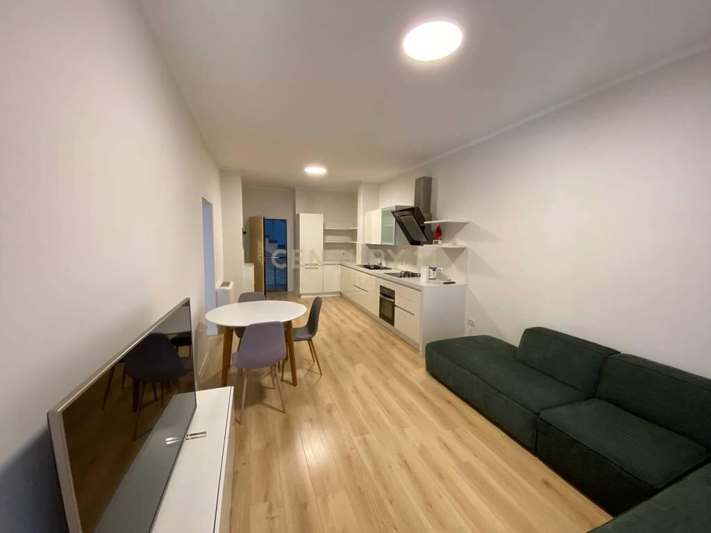 🏡 Apartament 1+1 me Qira – Pazari i Ri