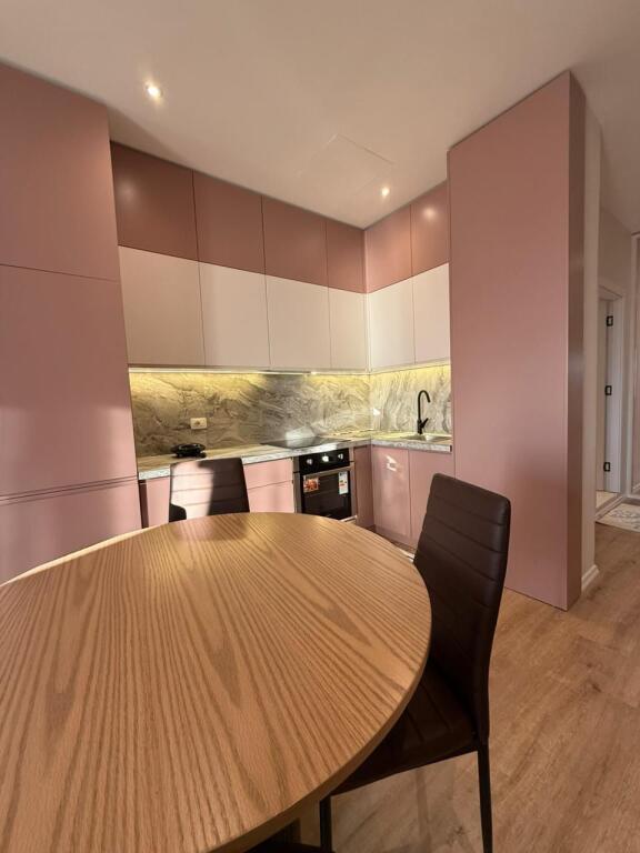 Very large apartment with sea view