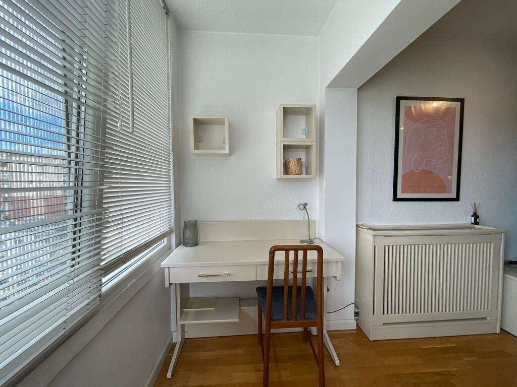 Apartment 2+1 for rent is offered.
