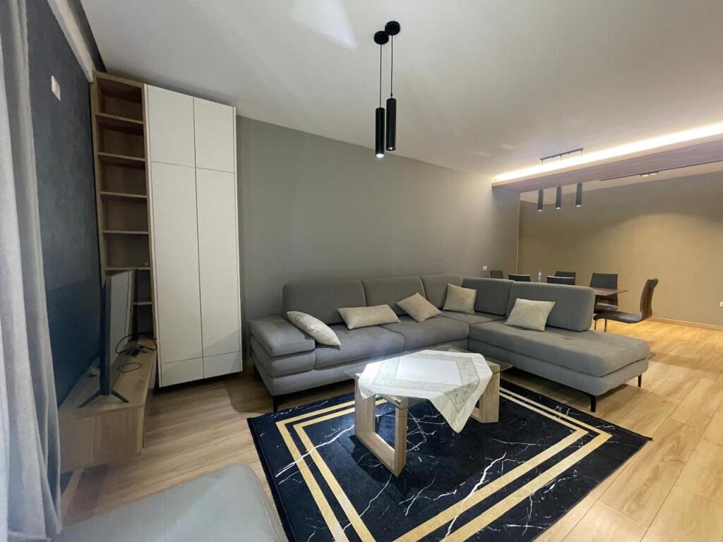 Appartamento in affitto 2+1 presso Golden Park Residence Tirana
