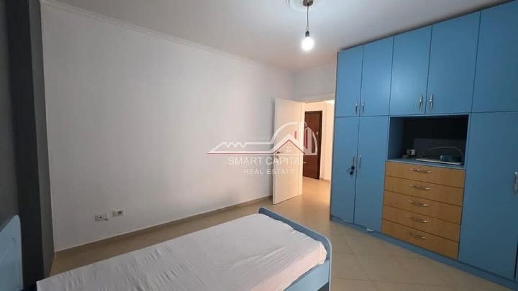 Apartment 2+1+1 for sale on Cipajve Street, Vlore!
