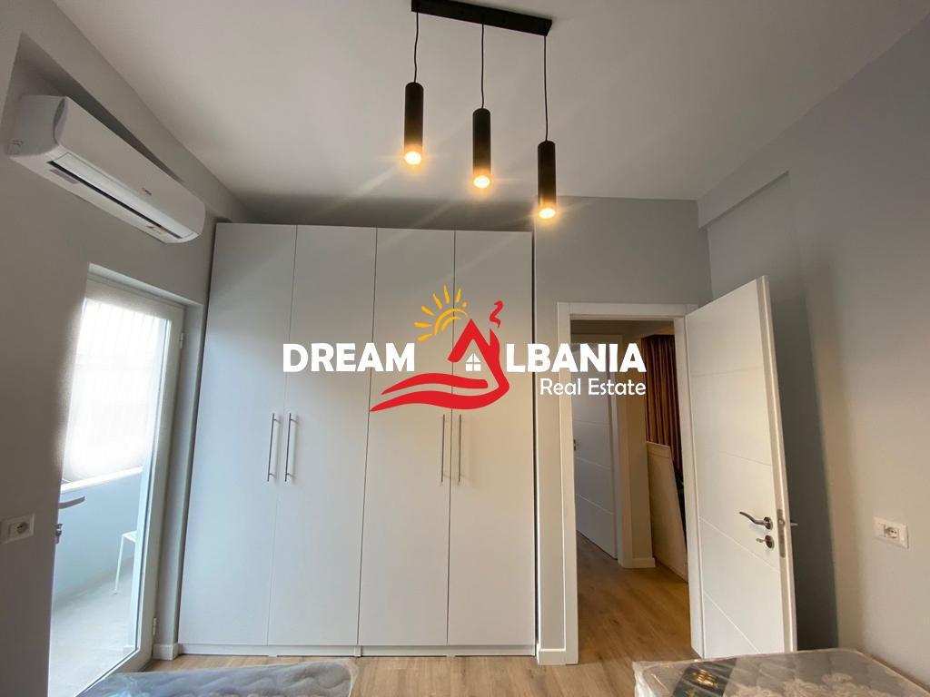 Apartament 2+1 me qera ne zonen e 21 Dhjetorit prane konvikteve te Inxhinierise se Ndertimit ne Tirane (ID 42211276)