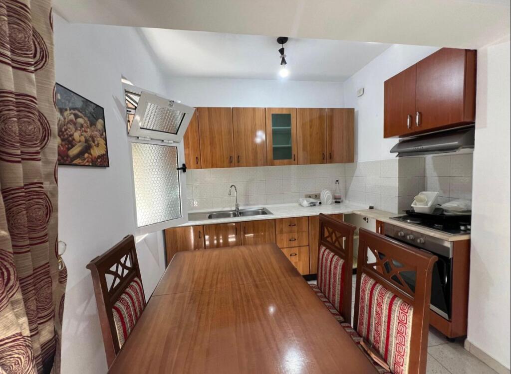 Apartament 2+1 per shitje, Myslym Shyri