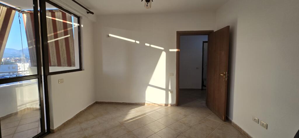 apartment 1+1 empty, Elbasanit Street