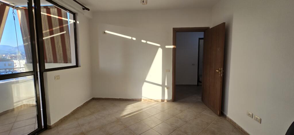 apartment 1+1 empty, Elbasanit Street
