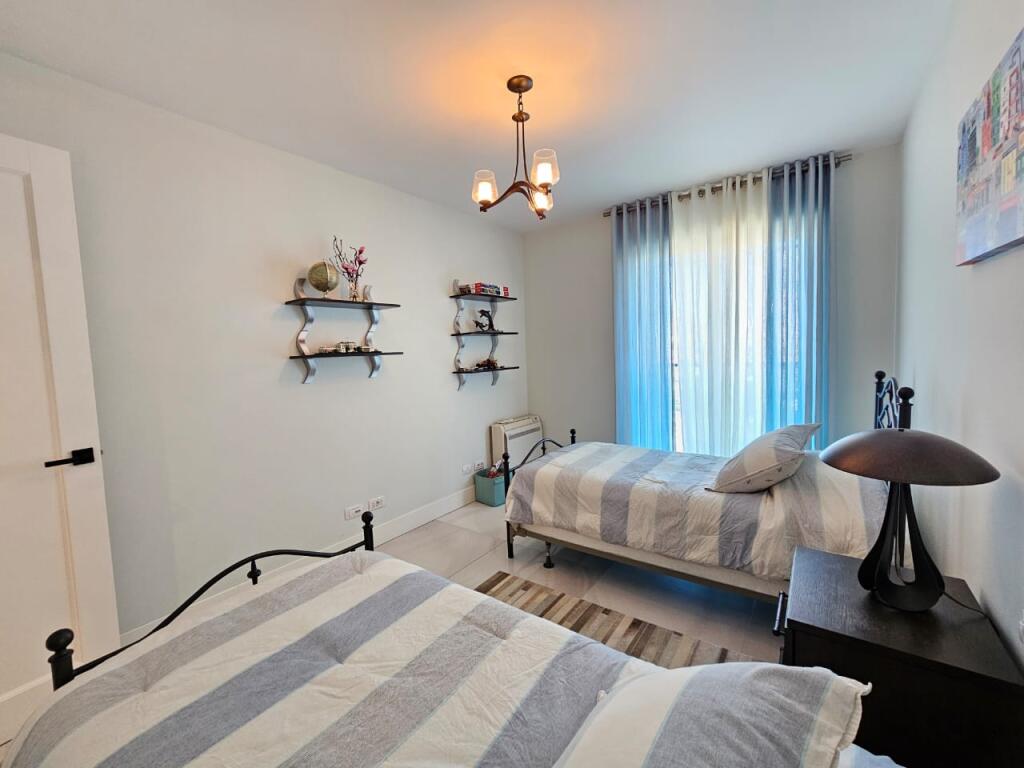 Jepet me qira Apartament 2+1 + Post Parkimi 📍 Kompleksi Ambasador 3!