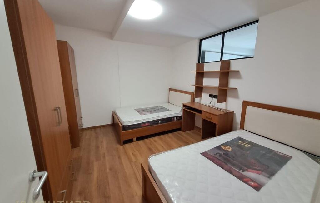 Jepet me qira apartament 2+1 prane ish Stacionit fundit te Tiranes Re