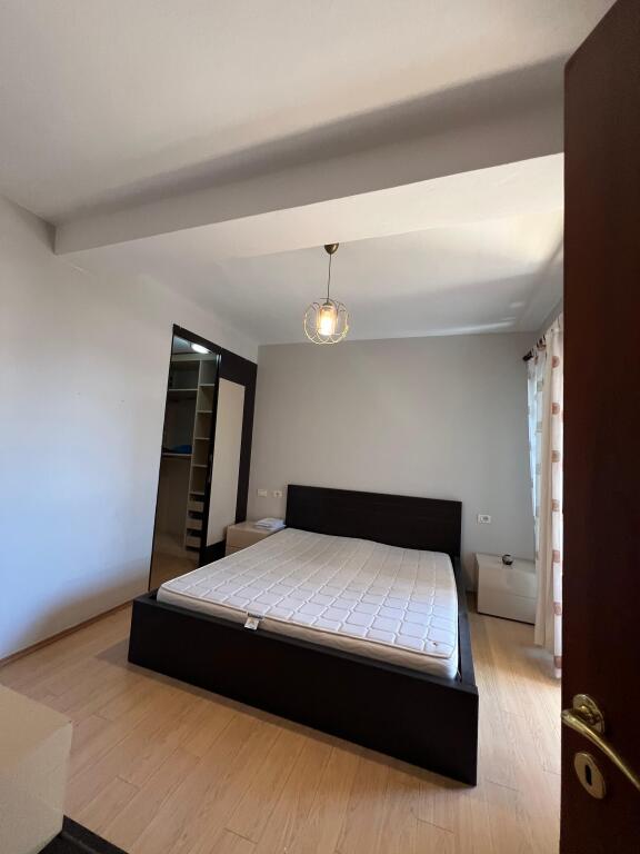 🏠 Affittasi appartamento 2+1+2+posto auto 📍 Palazzo con freccia 🏢 6° piano, con ascensore 💶 700 €/mese