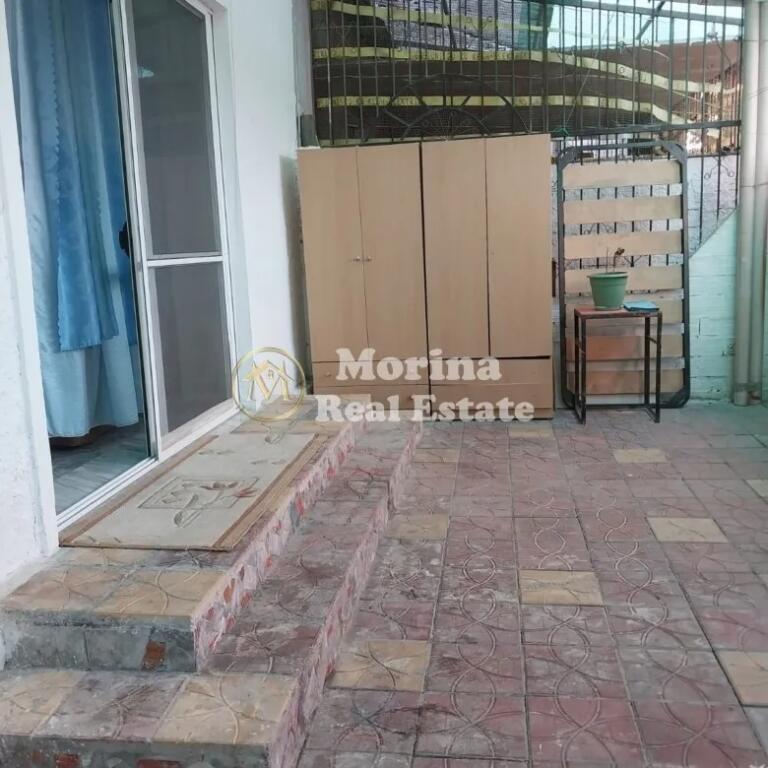 Shitet Garsionere, te Rruga e Dibres, prane QSUT, Cmimi 70000 Euro.