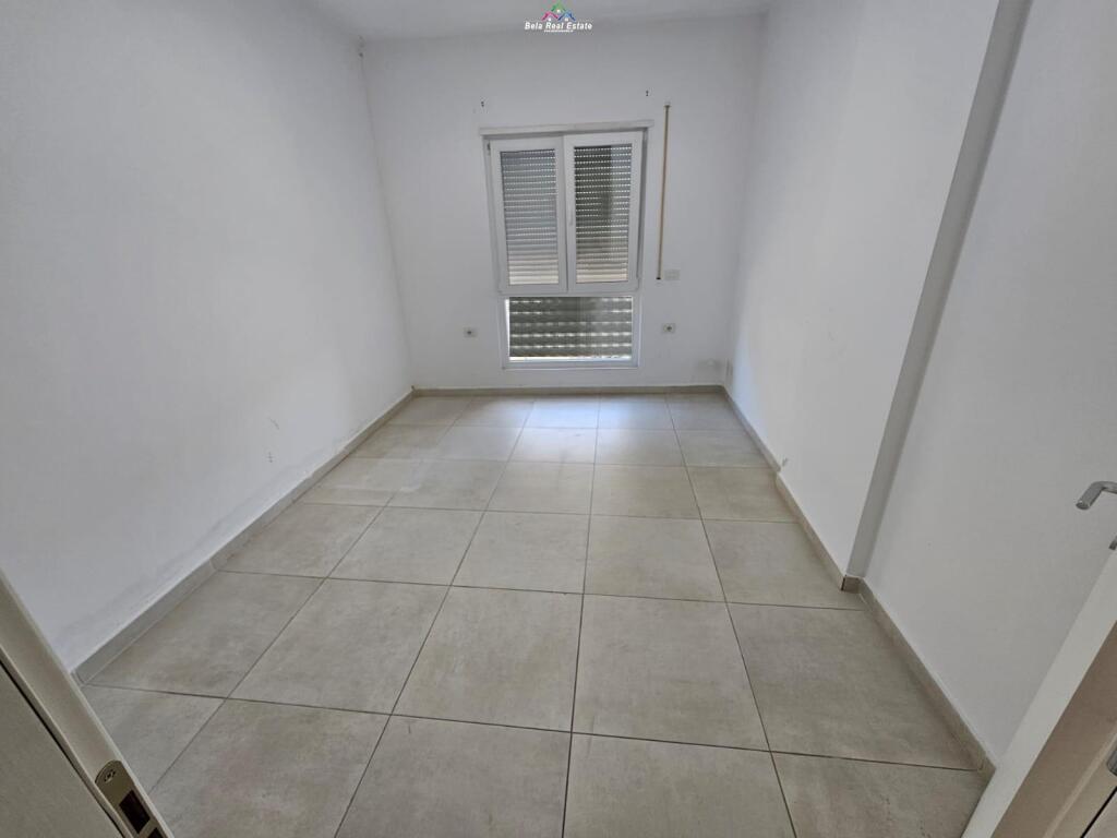 Office For Rent at Barricades Street (ID BZ2688) Tirana