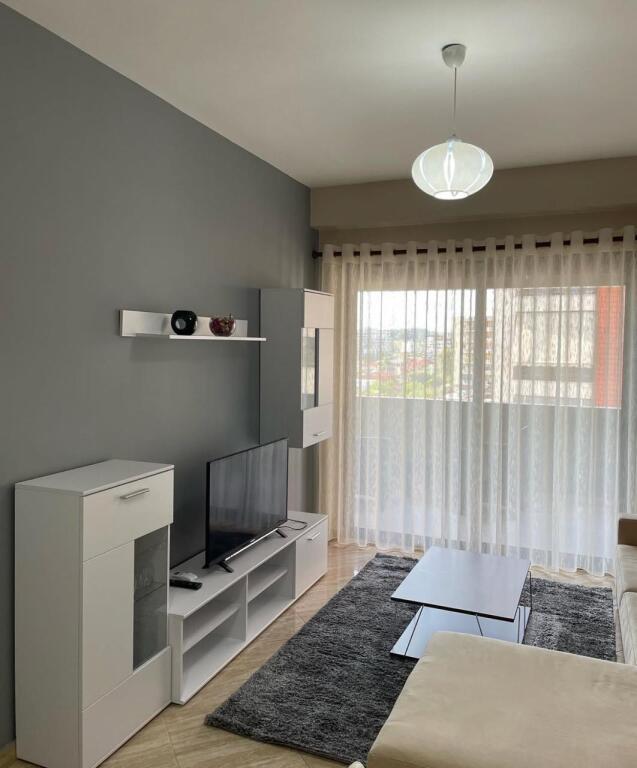 Apartment 1+1 for rent at Unaza e Re!