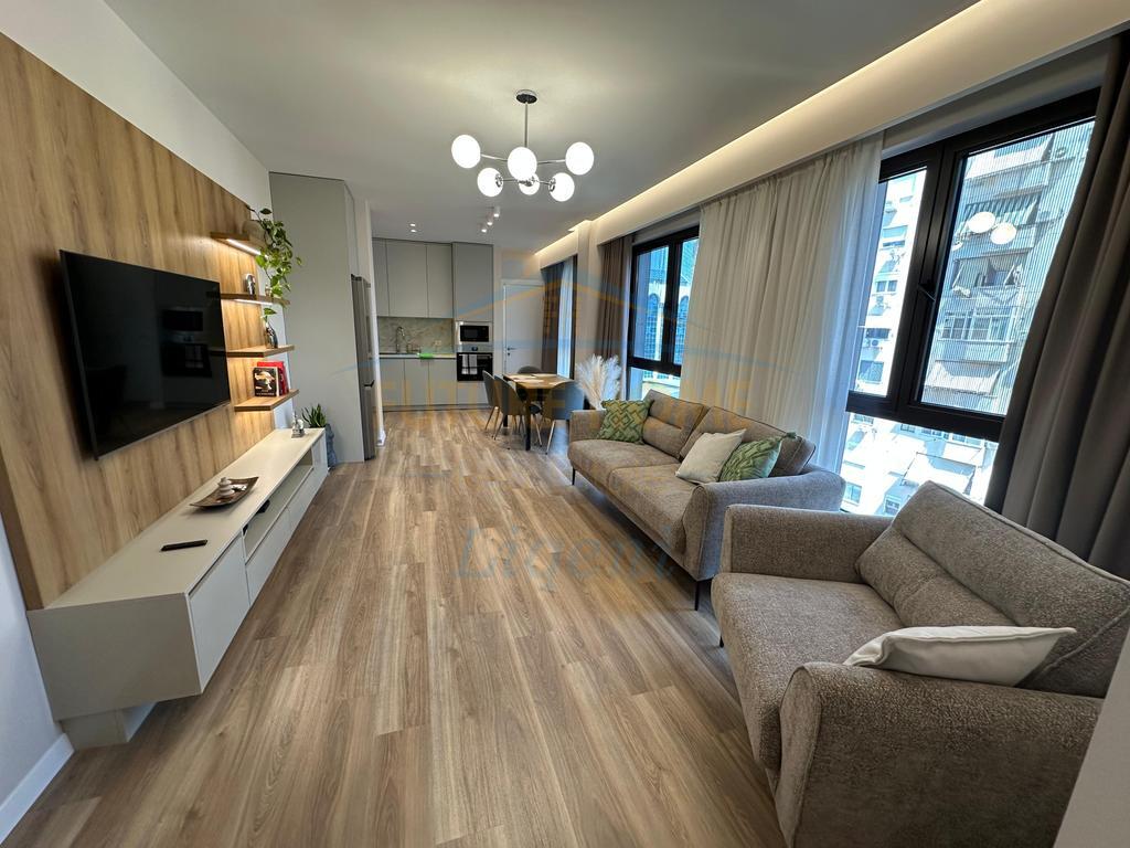 Qera, Apartament 2+1+2+Post Parkimi, Myslym Syri, Rruga Besim Imami, Tiranë.