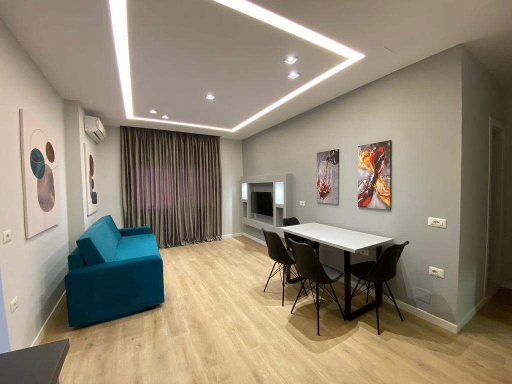 Apartament 2+1 me qira 21 dhejtori