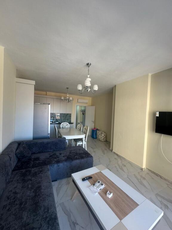 APARTAMENT I PA BANUAR ME PARE ME QIRA 1+1 TE PAZARI RI