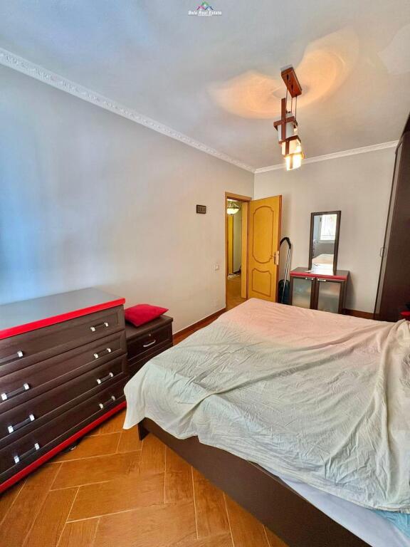 Appartamento in affitto 1+1 vicino al Complesso Square 21 (ID B2101240) Tirana