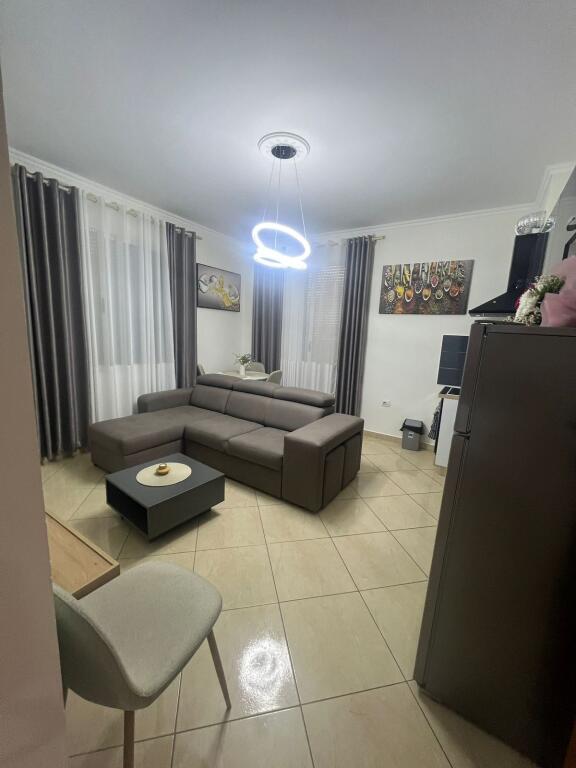 Qera, Apartament 1+1, Fresku, Tirane