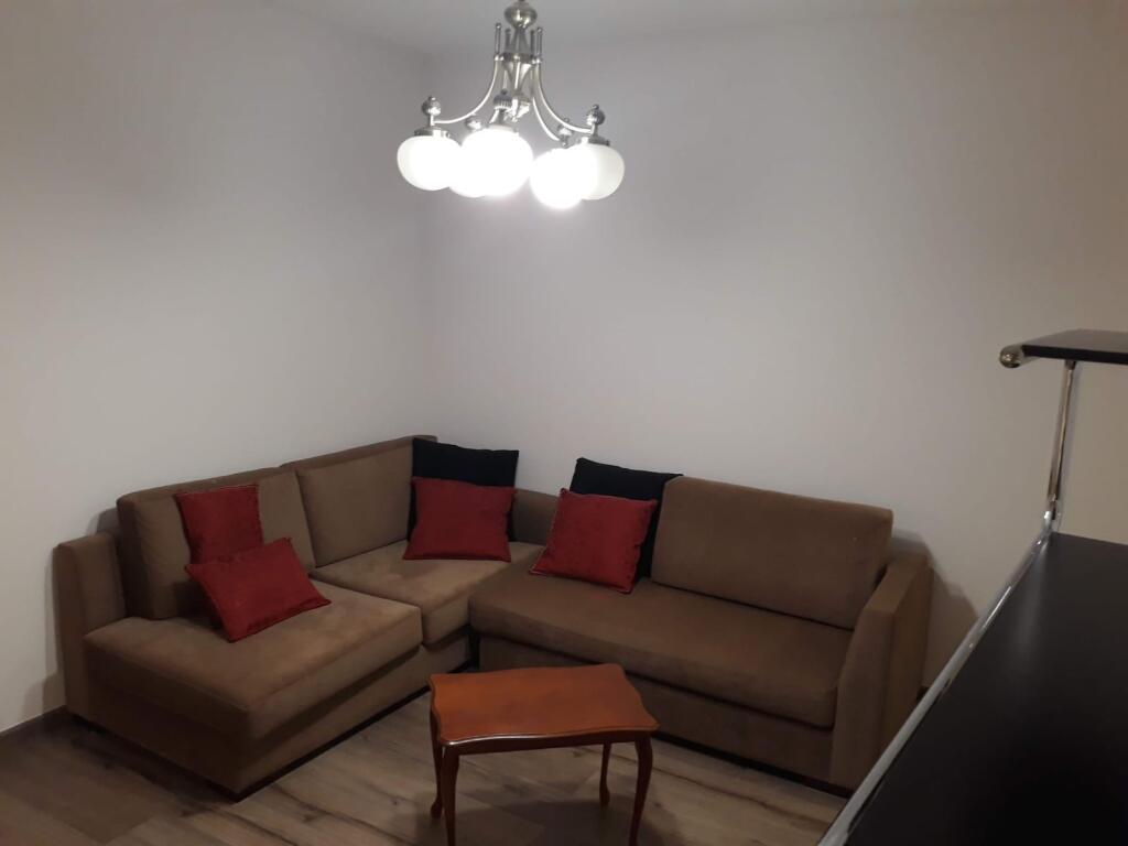 Apartment 2+1 for rent near the Center, haxhi Dalliu Street