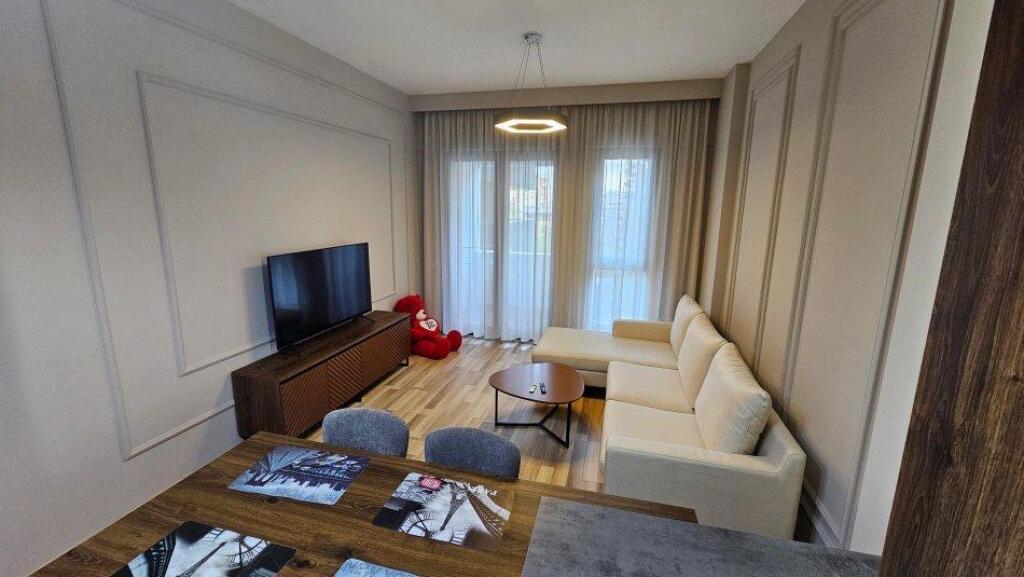 Apartment 1+1 for rent on Kavaja Street!
