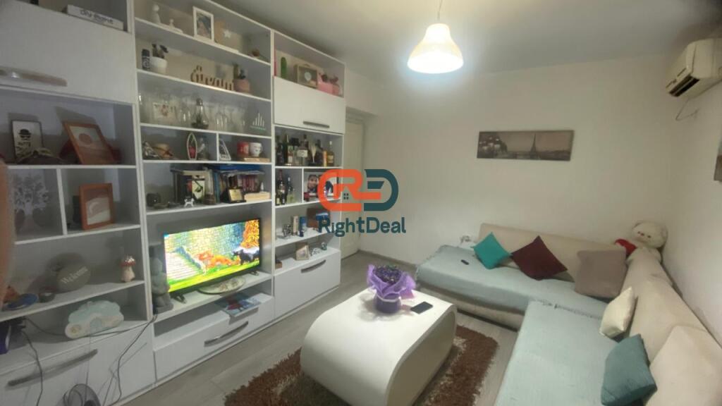 Prane 21 Dhjetorit, Shitet Apartament 1+1 Ideal Per Investim!!