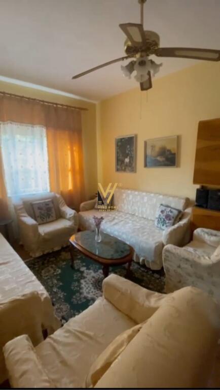 JEPET APARTAMENT 2+1 ME QERA TE FERIT XHAJKO 45.000 LEKE