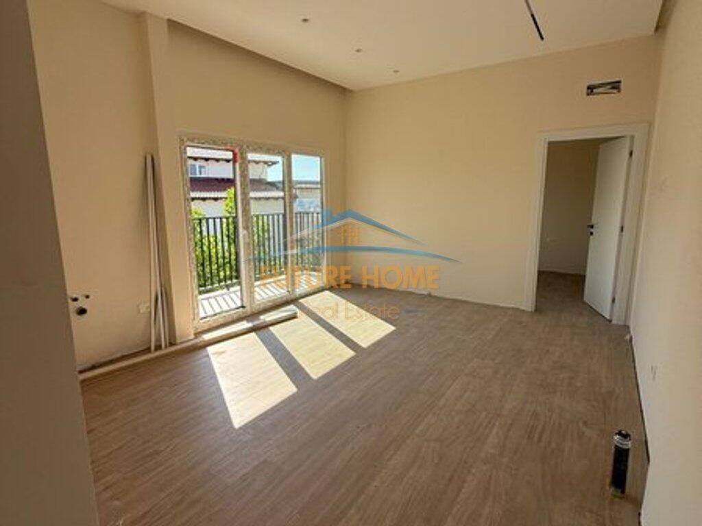 Shitet, Apartament 1+1, Ali Dem, Tiranë.
