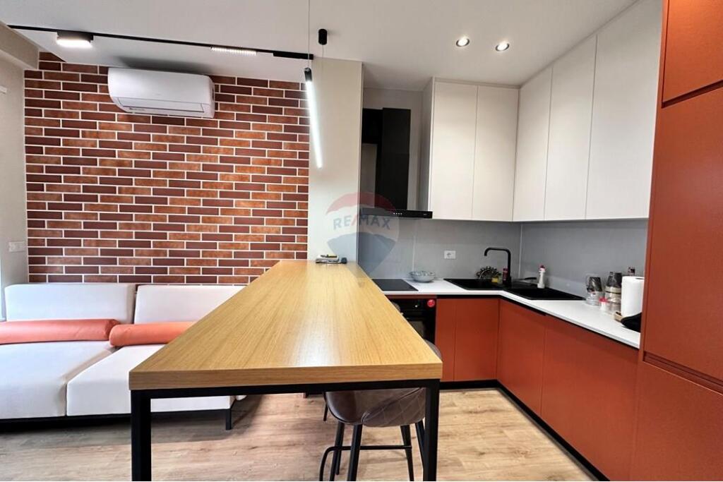 For rent 1+1 New Boulevard !