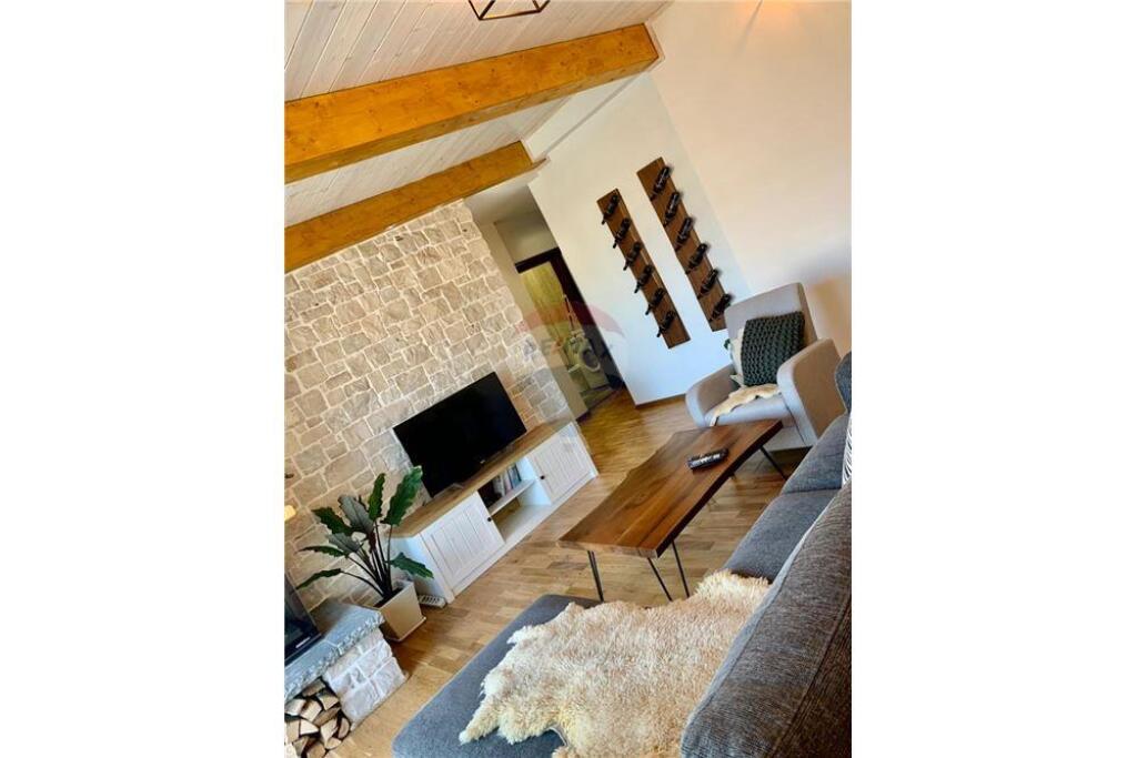 super apartament per shitje , kopshti botanik