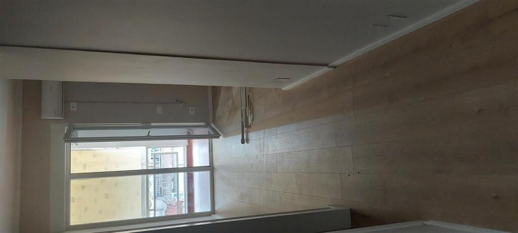 Shitet apartament 1+1 tek Colombo 2 , oxhaku