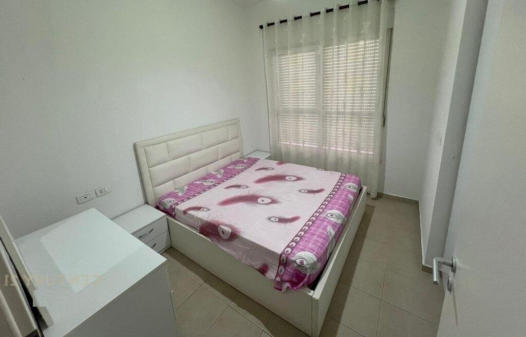 Apartament 2+1 me qera, tek Kompleksi Mangalem