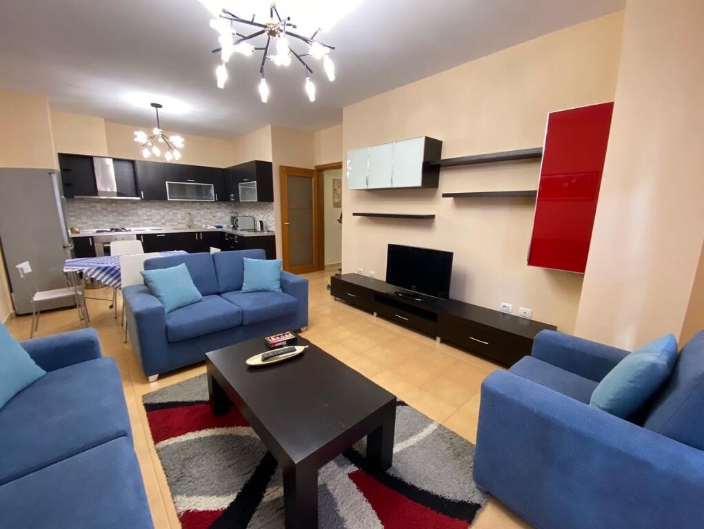 Apartment 2+1 for rent at Rruga e Sales