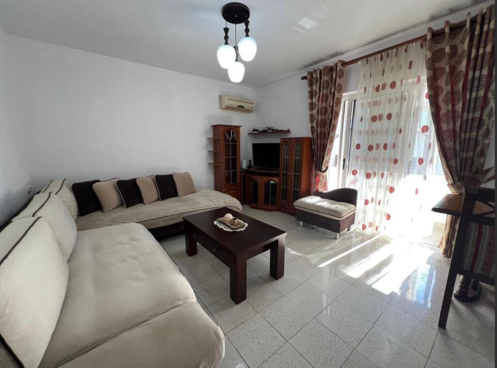 Apartament 2+1 per shitje, Myslym Shyri