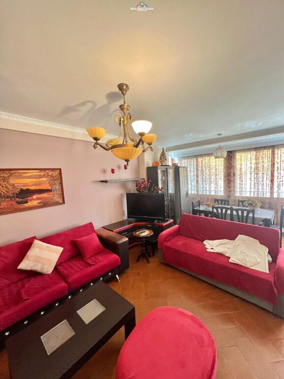 Appartamento in affitto 1+1 vicino al Complesso Square 21 (ID B2101240) Tirana